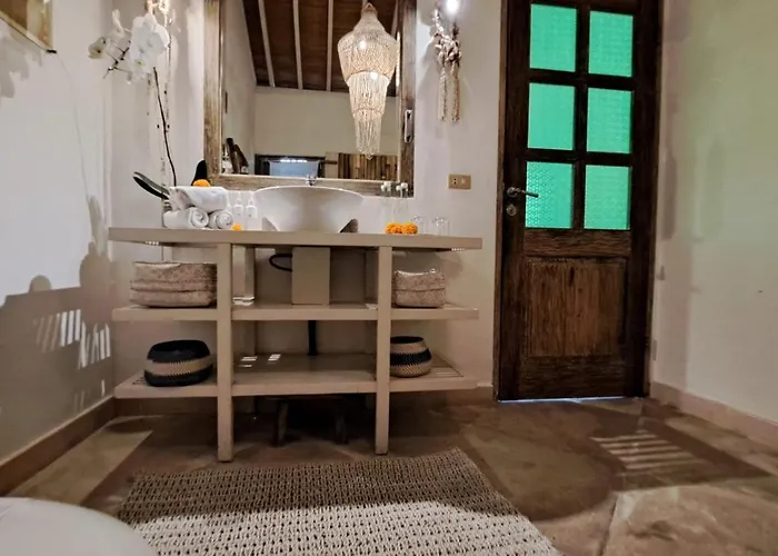 007 Villa
